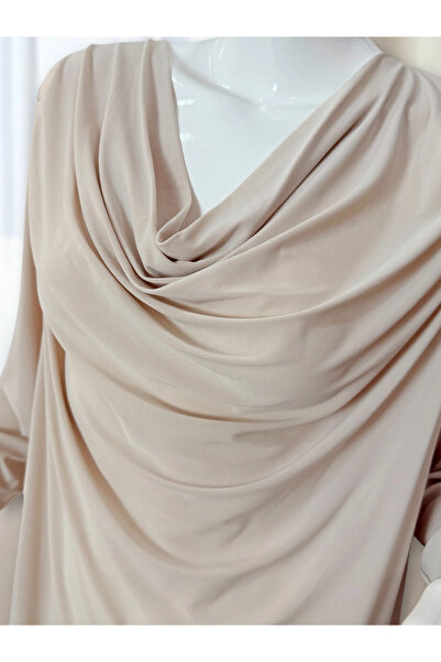 1way Two-piece jalabiya with luxurious geometric embroidery