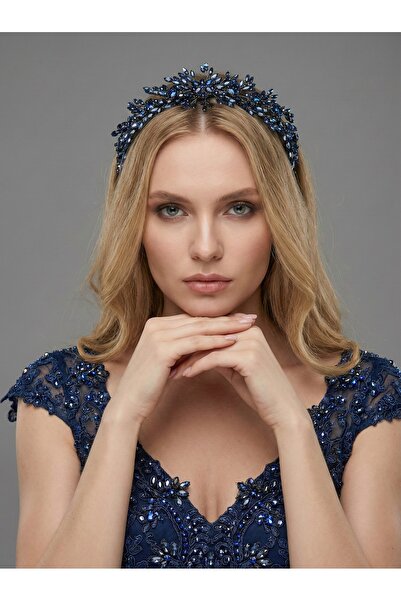 Magic Tiara El Yapımı Çiçek Detaylı Taç – Zarif ve Romantik Dokunuş