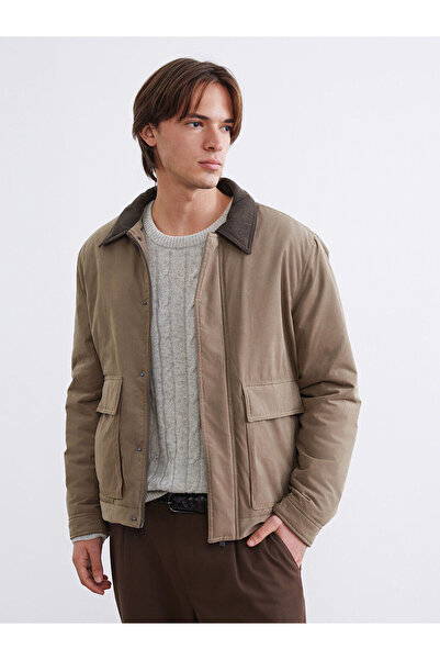 LC Waikiki معطف رجالي من Peak New Season ذو تصميم قياسي وياقة مخملية