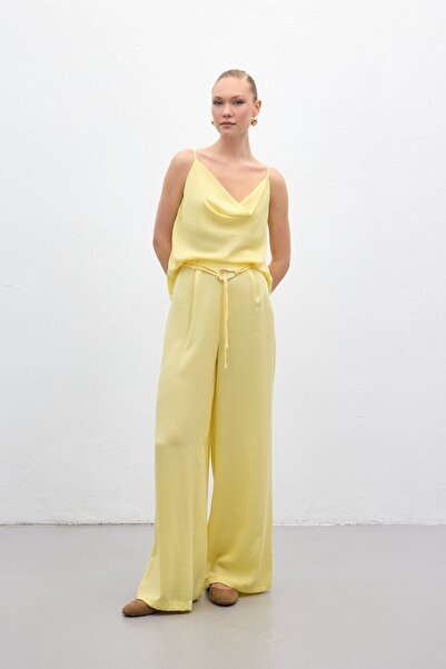 Sateen Belted Casual Trousers - Yellow