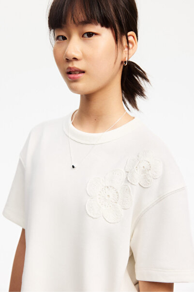 H&M Motif Detaylı Tişört