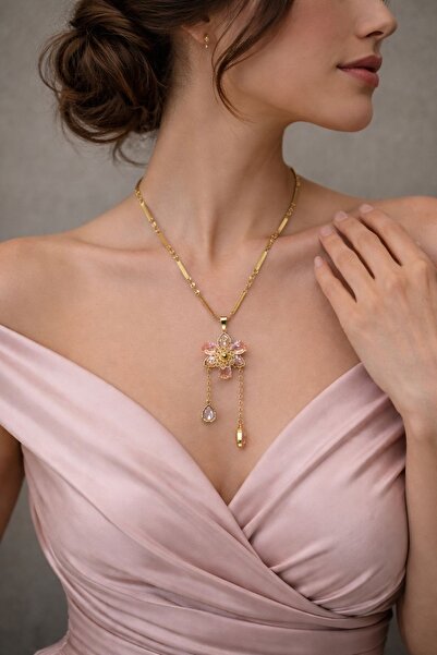 FERİHA DESING Steel Clover Flower Necklace – Gold Plated with Stones, Stylish...