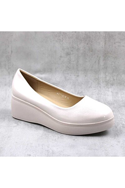 mm Comfortable women's shoes with platform, patent leather LDY-31-8-BEIGE