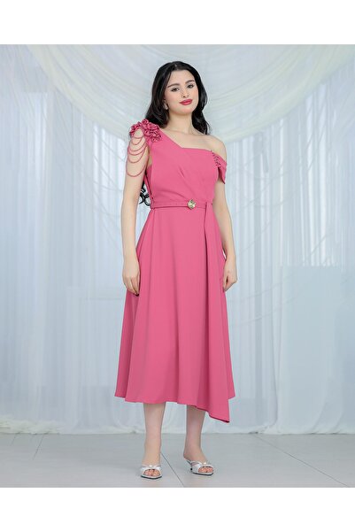 Opera Fashion Girls' Crepe dress with one shoulder, adorned with an elegant a...