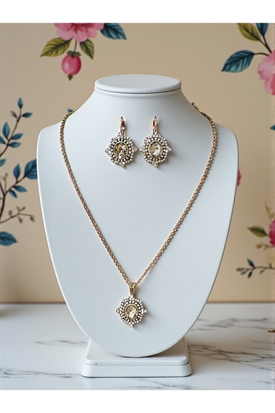 FAYRA ACCESSORIES Diamond Mounted Zircon Stone Earrings and Necklace Set