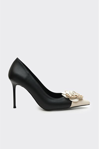 derinet İnce Topuk Aksesuarlı Kadın Stiletto