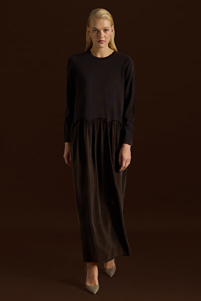 MISS DALIDA Büzgü Detaylı Triko Cupro Elbise Kahverengi