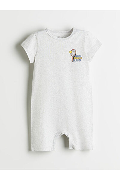 LC Waikiki RMZ GİYİM FARKIYA بدلة أطفال مطبوعة بياقة روبا للأولاد الصغار