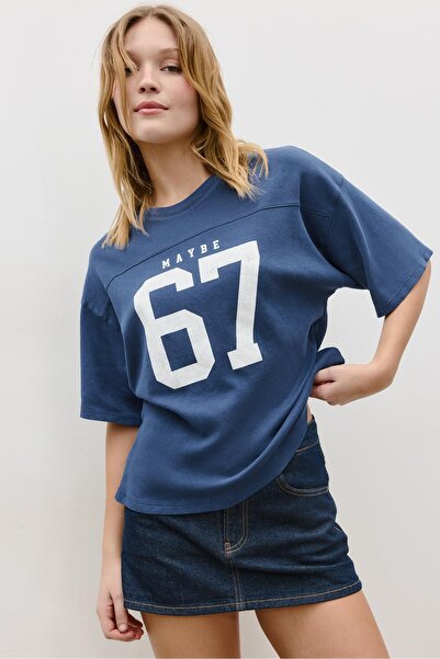 Stradivarius Short sleeve T-shirt with graphic detail