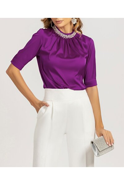 AVARO Fashion AVARO elegant Short-Sleeved blouse with crystal appliqué at the...