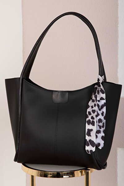 EBRUTESETTÜR حقيبة كتف بتفاصيل وشاح -14