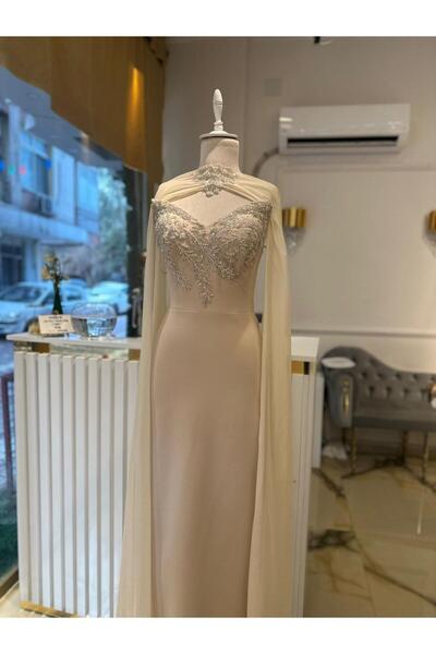 Abiye's KREM PELERİNLİ STRAPLEZ TASARIM TAŞLI BALIK IŞILTILI KEDİ KULAGI SİVR...