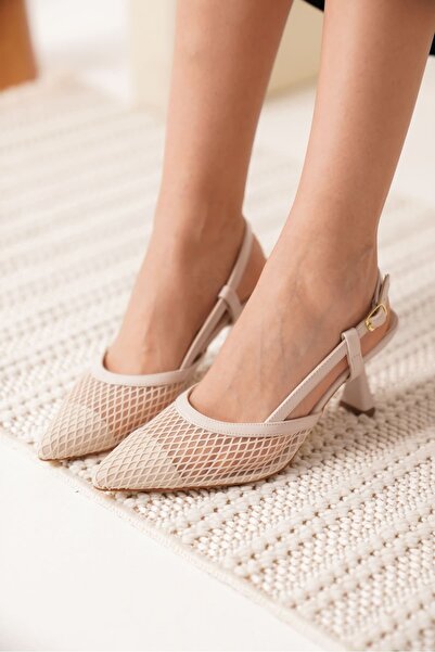 BellaPiede Women's Beige Heeled Shoes Bp08Ms43B