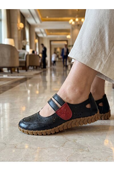 Venüs Kadın Hakiki Deri Ortopedi Günlük Siyah Babet vns013