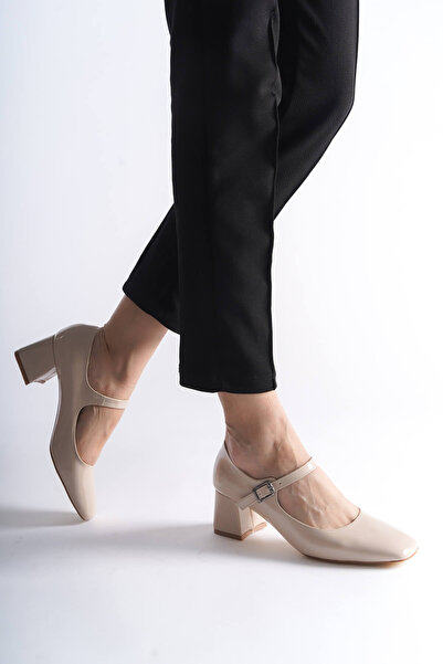 BellaPiede Beige Patent Leather Heeled Women's Shoes Bp16Ms01B