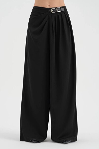 tw3 Kadın Önü Deri Toka Detaylı Pileli Tasarım Bol Paça Pantolon