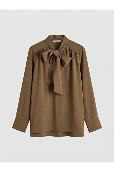 LC Waikiki Bağlamalı Yaka Oversize Büzgülü Bluz