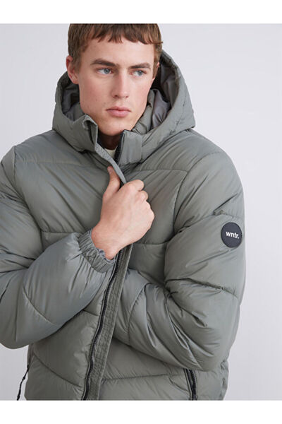 LC Waikiki Standardfit Hooded Men's Puffer Coat from Uzg Store for Style Enth...