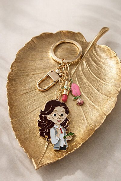 ZRN AKSESUAR 👩 ‍ ⚕️   Figured Bag Charm – Gold Detailed Keychain Accessory