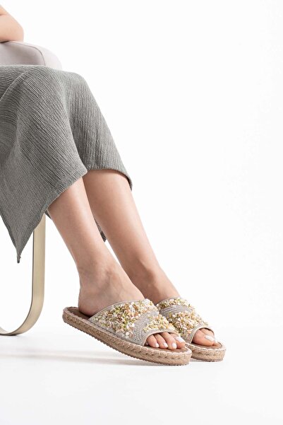 BellaPiede Women's Beige Stone Embroidered Slippers Bp35My08B