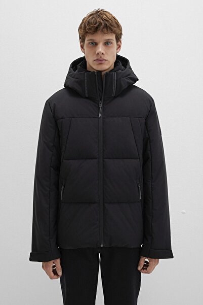 Mavi M0110675-71379 Jachetă neagră impermeabilă cu glugă pentru bărbați