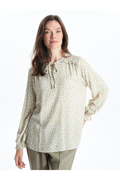 LC Waikiki منتجات فريزن ستور التي لا مثيل لها - بلوزة نسائية مطرزة بياقة روبا