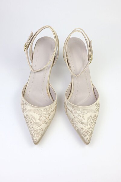 VARENZA WOMAN SHOES Γυναικεία βραδινά παπούτσια με τακούνι, σε μπεζ σατέν με ...