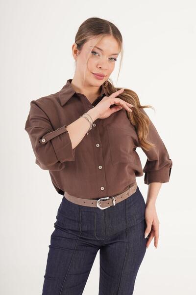 Hipo Trend Cămașă maro cu epoleți cu dungi subțiri