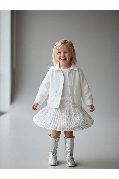 Zekids Baby Girl Heart Detailed Pocketed Buttoned Jacket