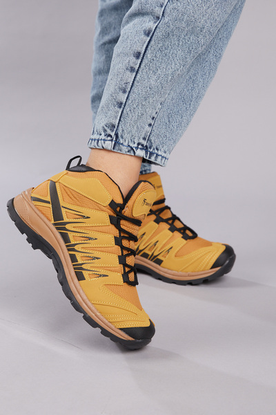 Tonny Black حذاء الرحلات برباط مريح للجنسين