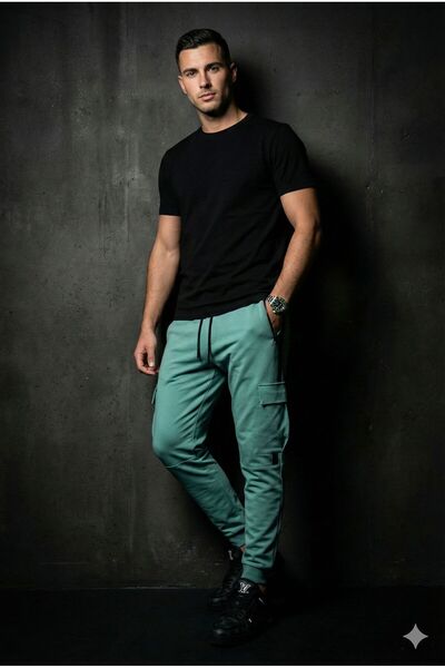 Plus Scorpion Tapered fit sweatpants with Elastic Waist