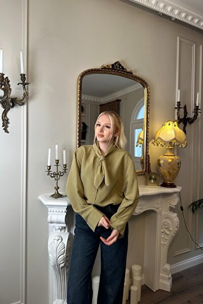 lizge giyim Blazer with Collar Fastening Detail