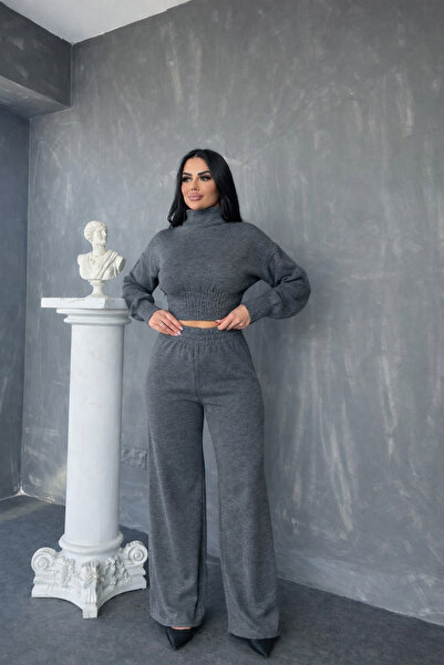 DOQU MILANO Drawstring Crop Knitwear Set