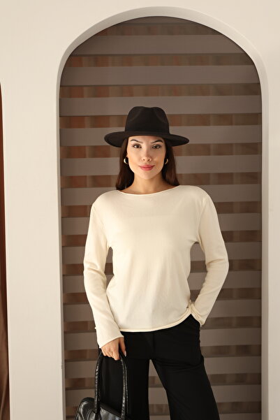 İgnites Ecru Boat Neck Sweater