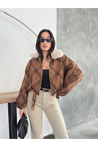 Kedi Fashion Kemer detaylı yakası kürklü ceket