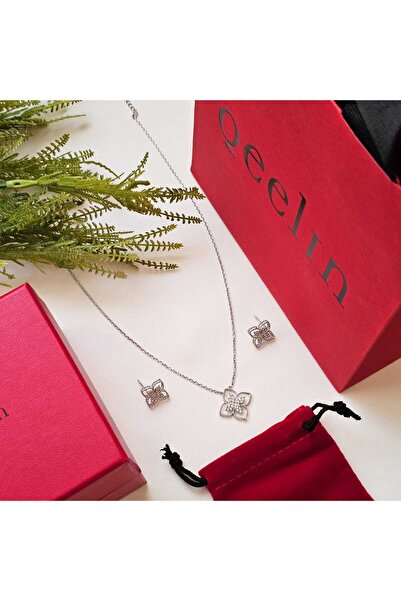 Qeelasee Kiln necklace set