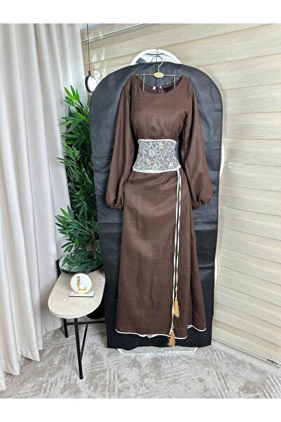 Farah Fashion An elegant Ramadan dress that combines classic and modern herit...