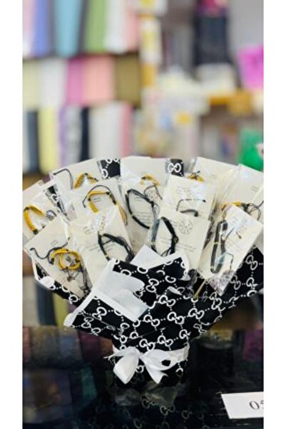 MEMORİES Saudi Foundation Day Distributions for Boys