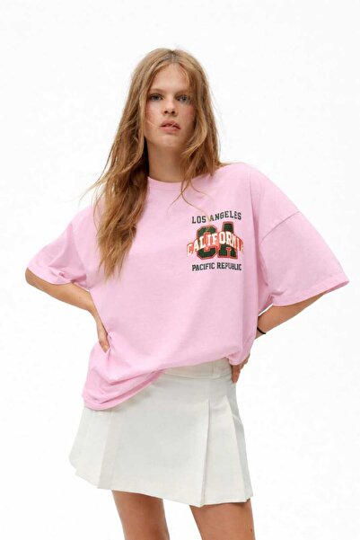 New Shine تي شيرت وردي مطبوع للجنسين من لوس أنجلوس كاليفورنيا