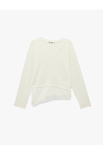 Koton Tricou asimetric cu mânecă lungă și decolteu în V, cu detalii din dante...