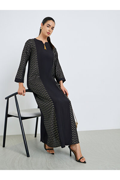 Amirah By Styli Women Zig Zag Foil Print Jalabiya