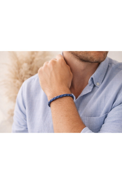 HER ŞEY NOTA www.herseynota.com Ice Blue Örgü Deri Erkek Bileklik – Çelik Kil...
