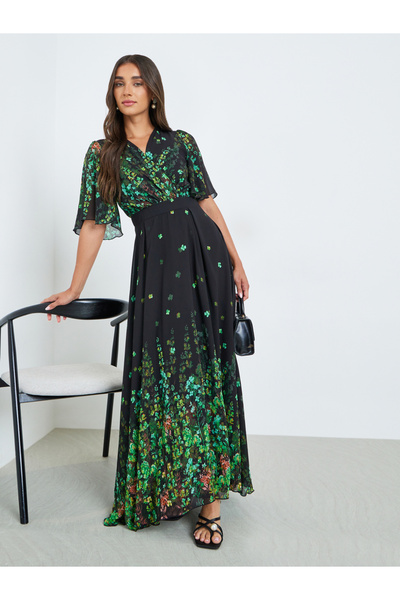 Styli Women Green Floral Print A-Line Maxi Dress