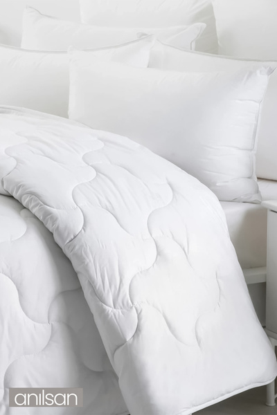 Anılsan 10-Piece 4 Season Microfiber Double Quilt 195X215Cm
