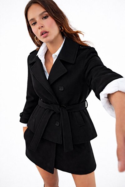 HAKKE Kadın Kuşaklı Kısa Kaşe KABAN