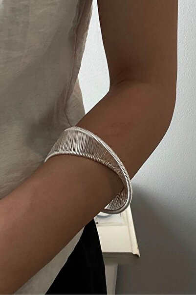 TAKIŞTIR Gümüş Renk Metal Tasarım Kelepçe Bileklik