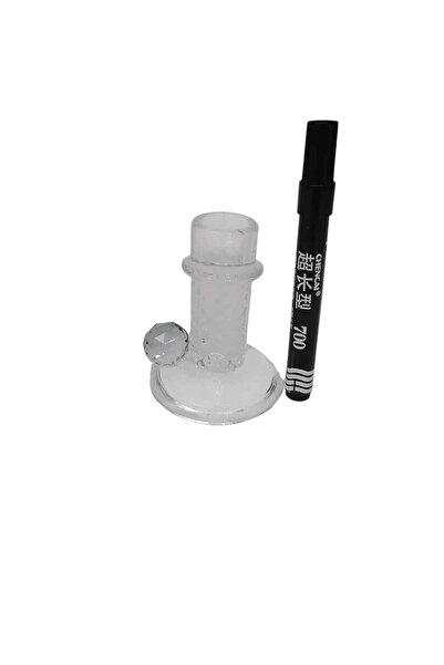 Without a mark Four glass candlesticks