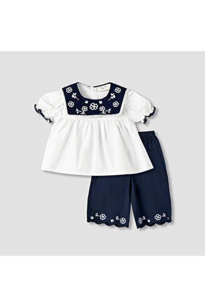 Juniors Round Neck Short Sleeves Top and Wide Leg Pants Set with Floral Embro...