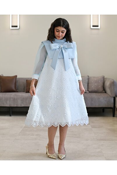 Totikids فستان بناتي سماوي مطرز تشجيرة ودلعه بفيونكة رقبة وقصة نص كلوش - 1199