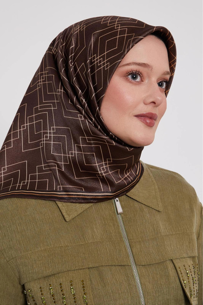 Levidor Crystal Scarf Square Pattern Bitter Coffee